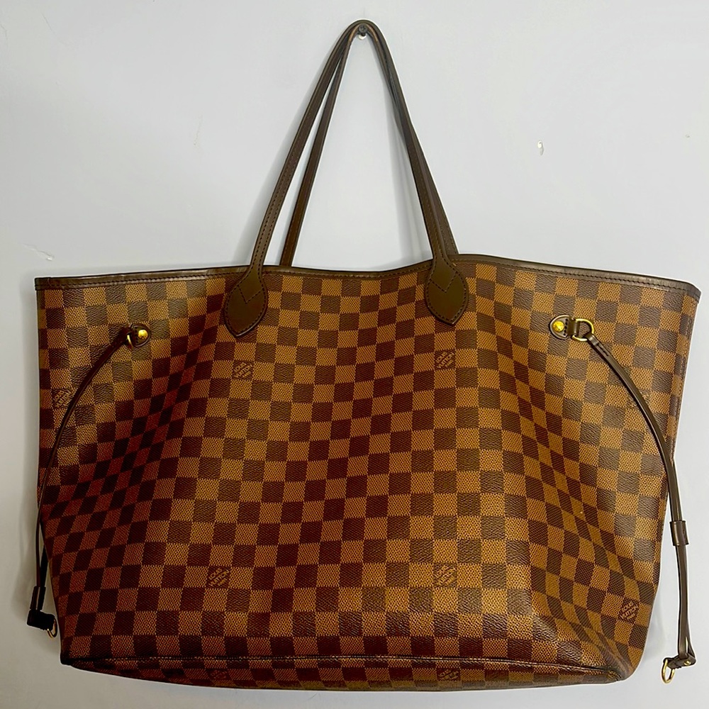Louis Vuitton Never full GM Tote